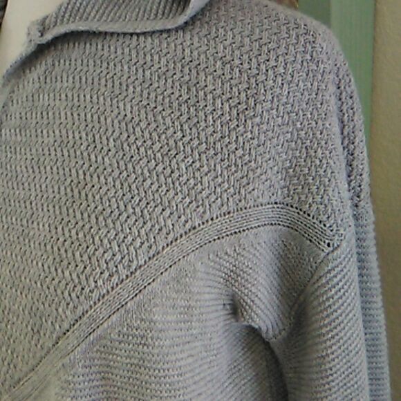 Olive + Oak Hooded Sweater - Picture 4 of 12